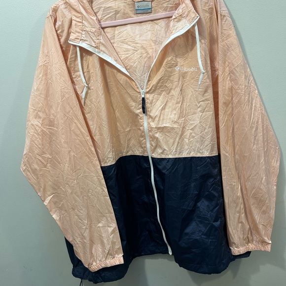 Columbia Peach and Black Windbreaker Women’s 3X Lightweight - Picture 1 of 3